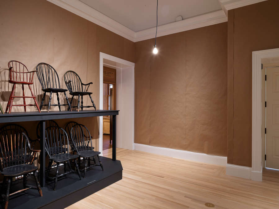 view exhibition image