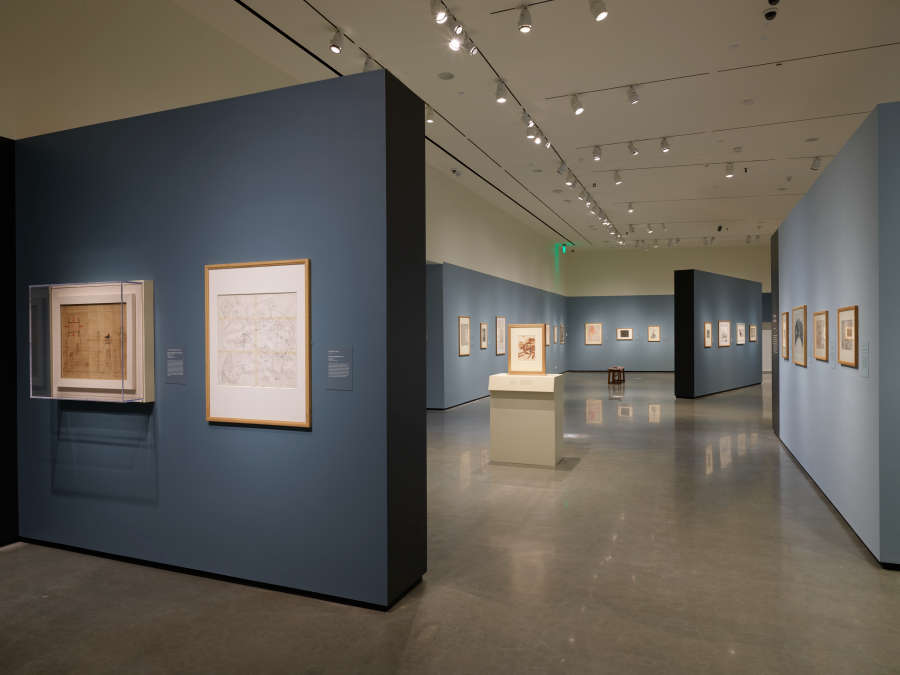 view exhibition image