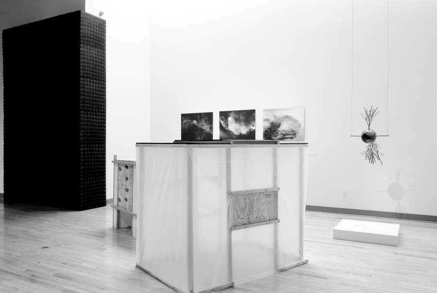 view exhibition image