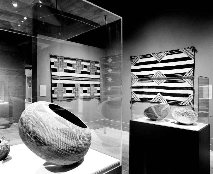 view exhibition image