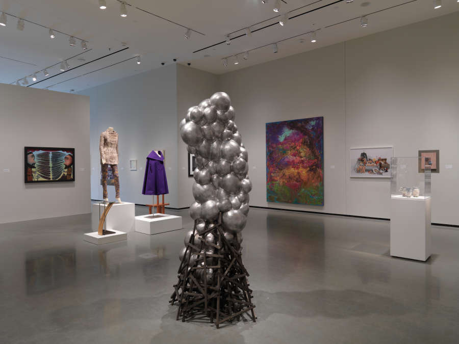 view exhibition image