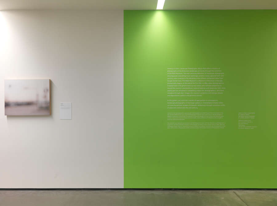 view exhibition image