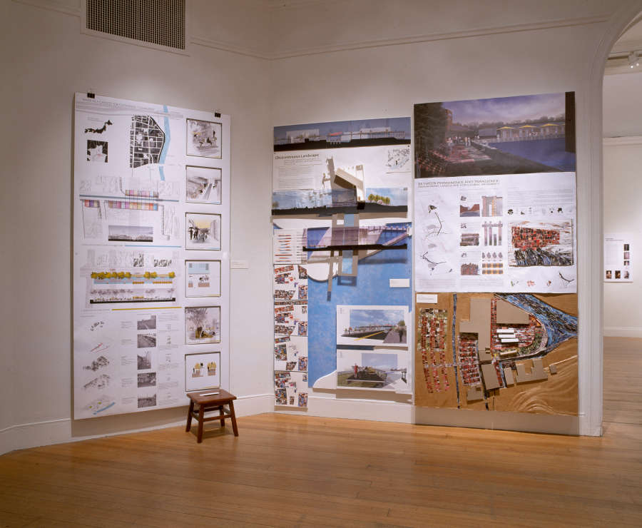 view exhibition image