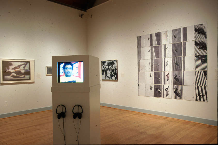 view exhibition image