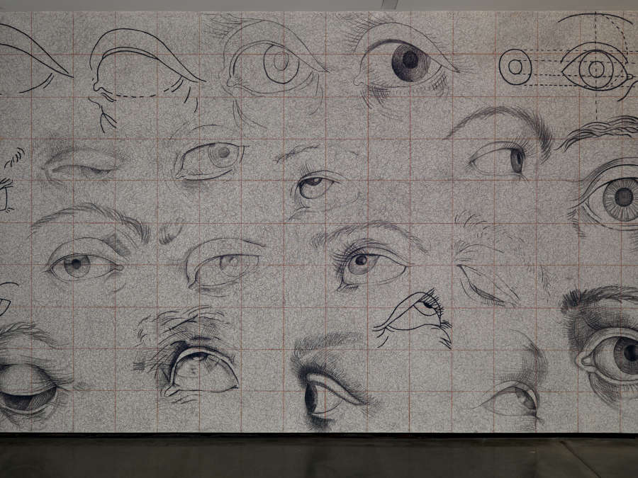 view exhibition image