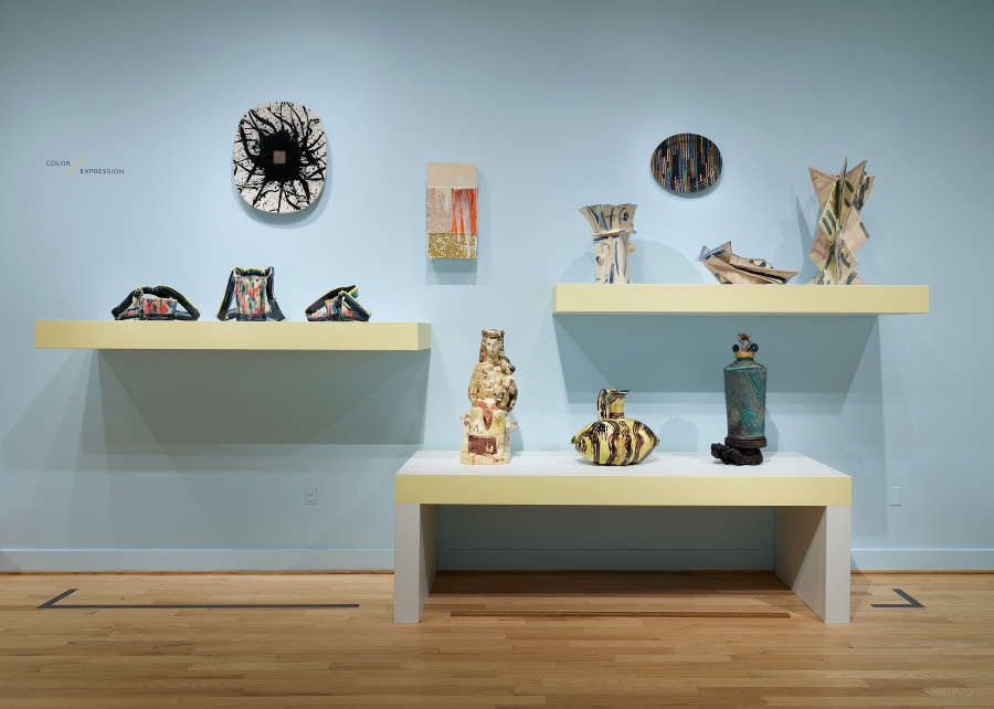 view exhibition image