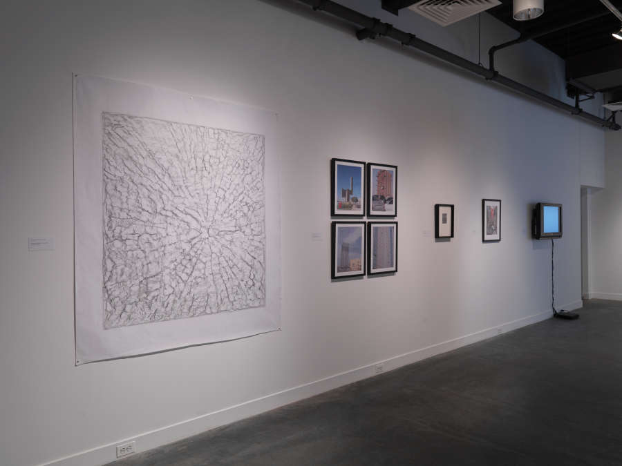 view exhibition image