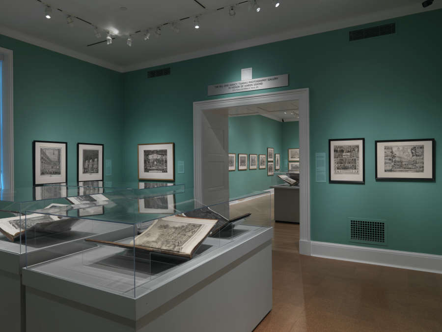 view exhibition image
