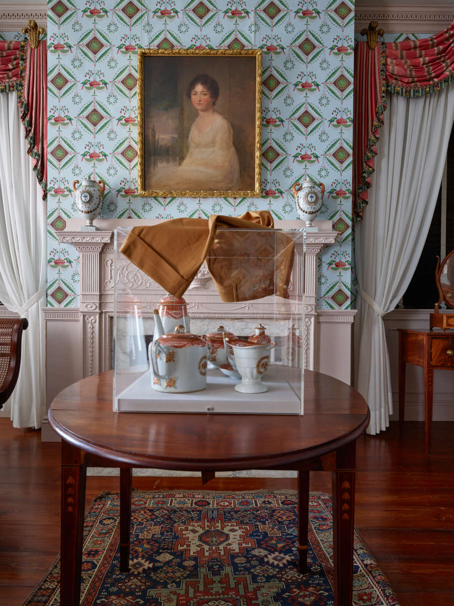 view exhibition image