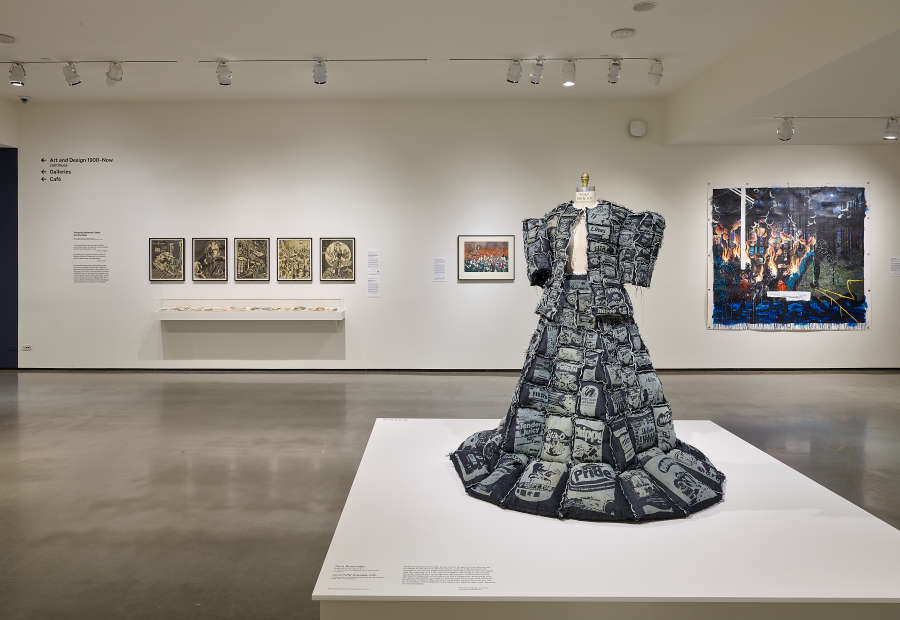 view exhibition image