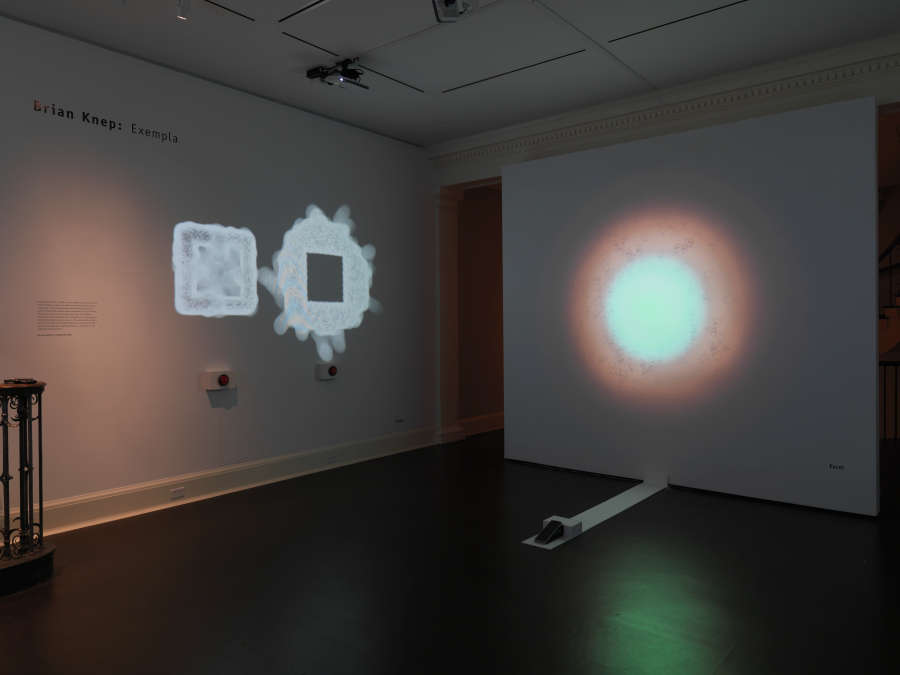 view exhibition image