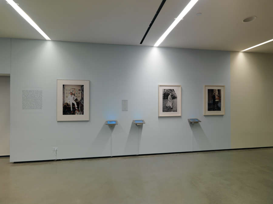 view exhibition image