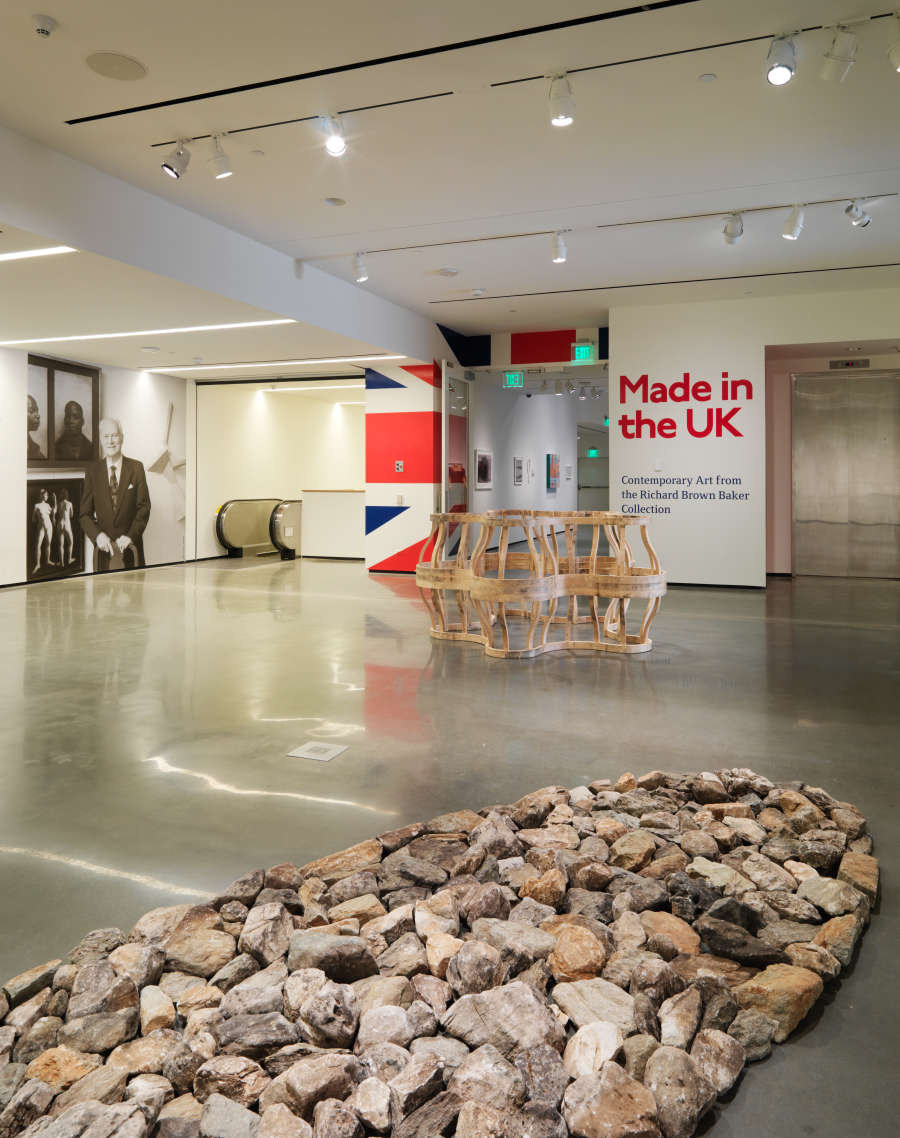 view exhibition image