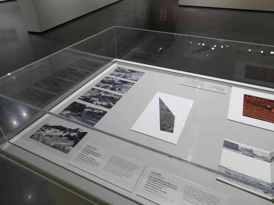 view exhibition image
