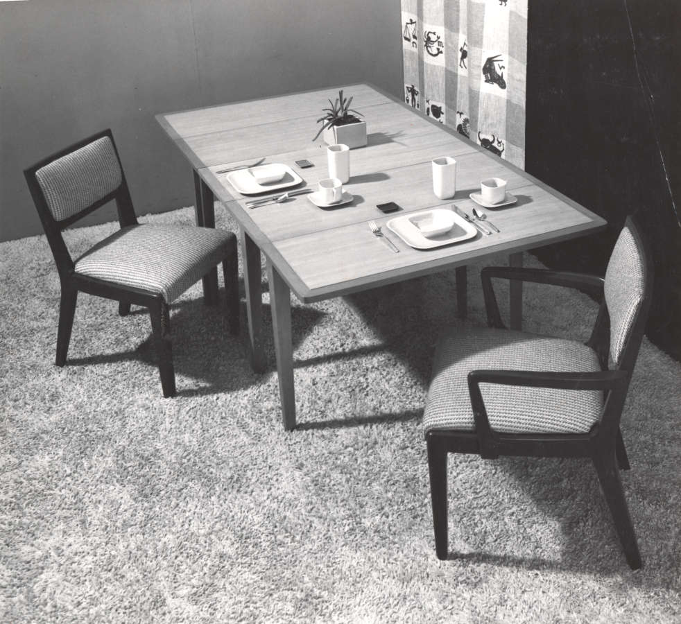 view exhibition image