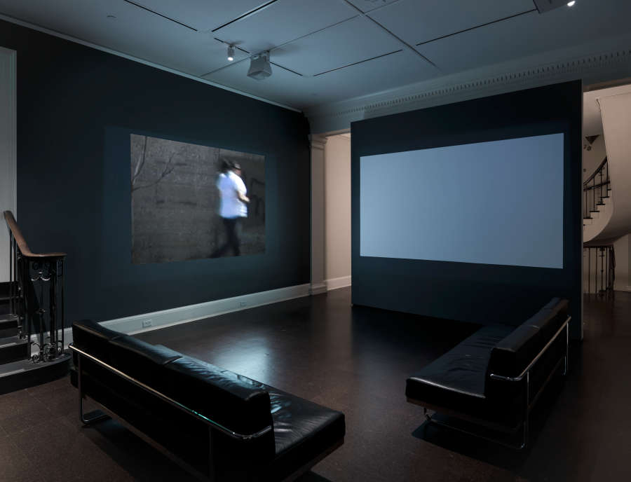 view exhibition image