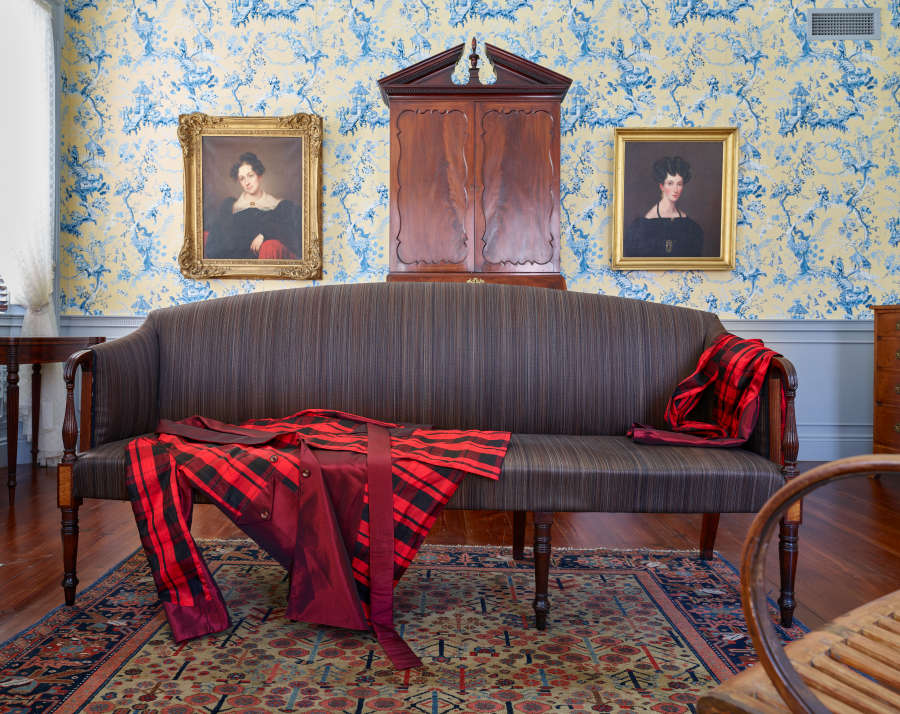 view exhibition image