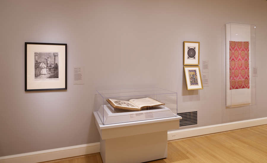 view exhibition image