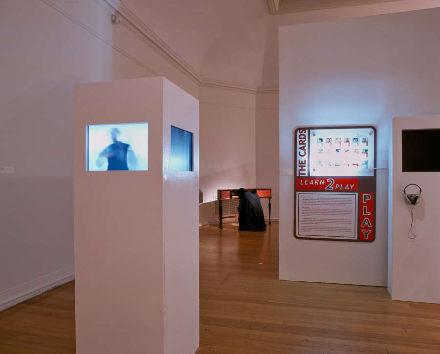 view exhibition image