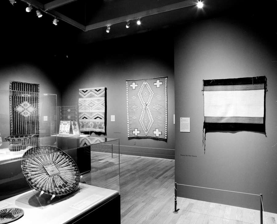 view exhibition image