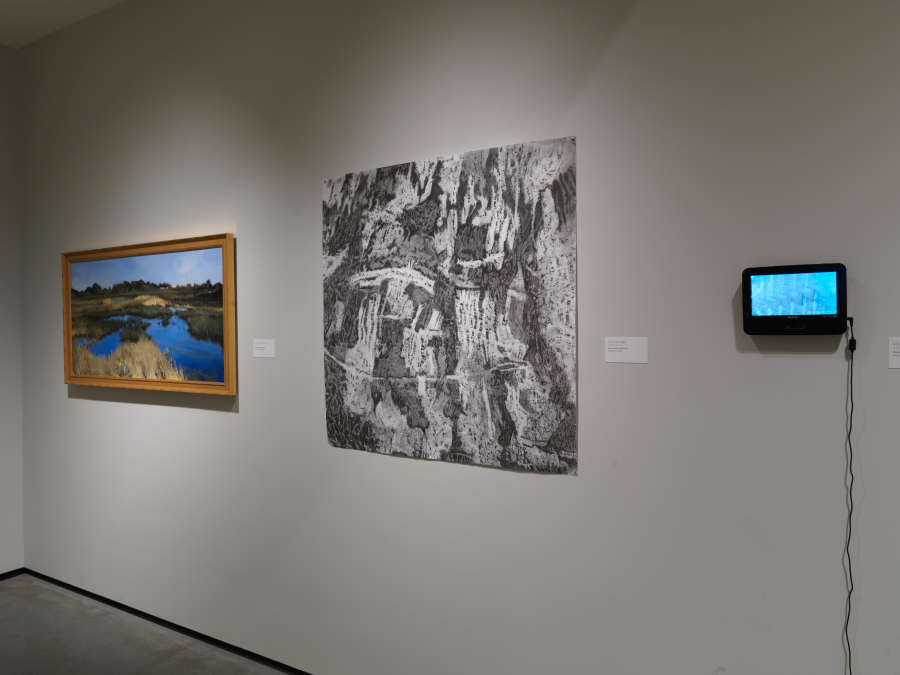view exhibition image