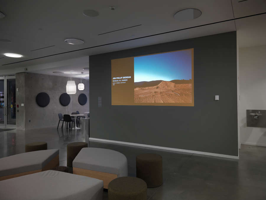 view exhibition image