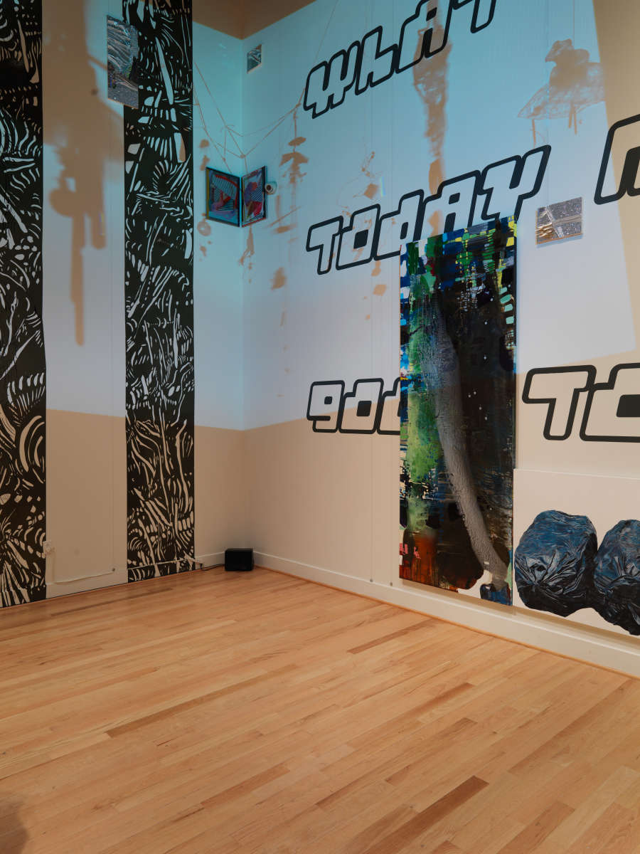 view exhibition image