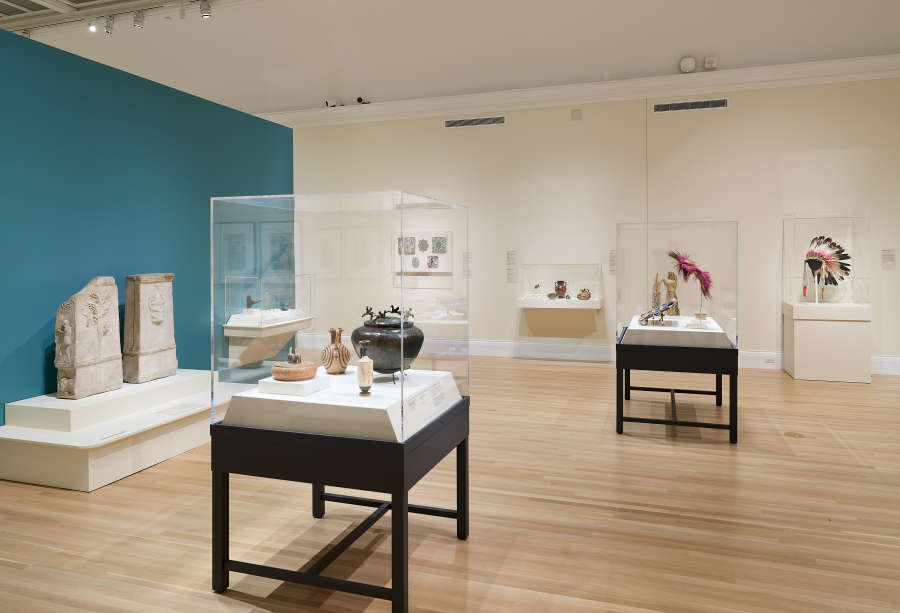 view exhibition image