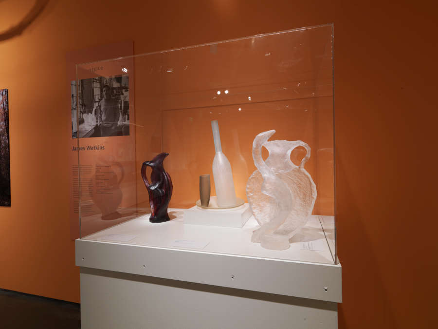 view exhibition image