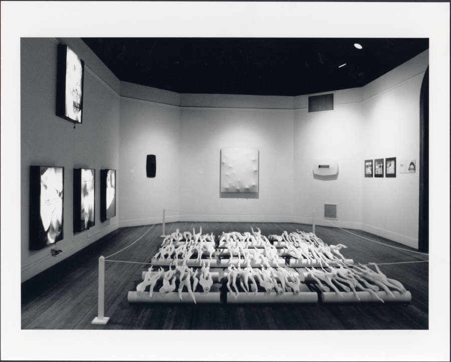 view exhibition image