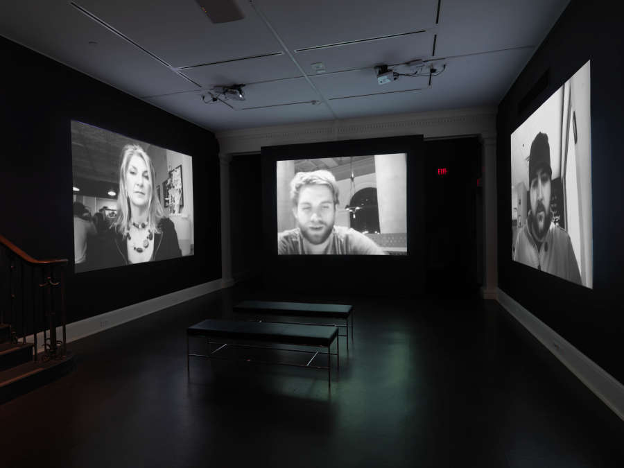 view exhibition image