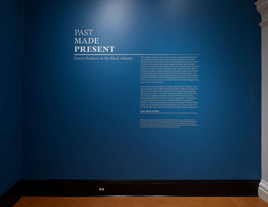 view exhibition image