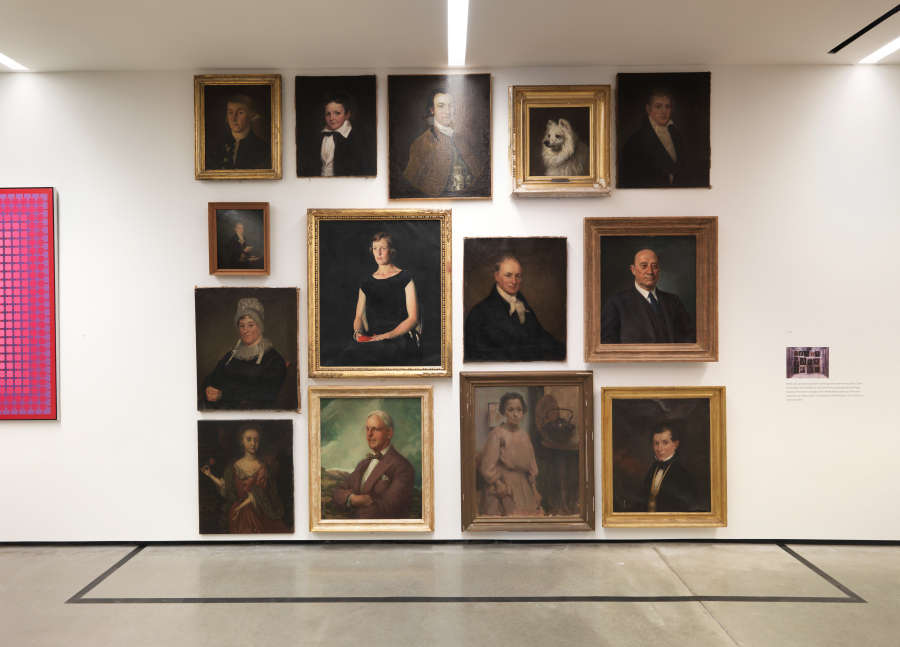 view exhibition image