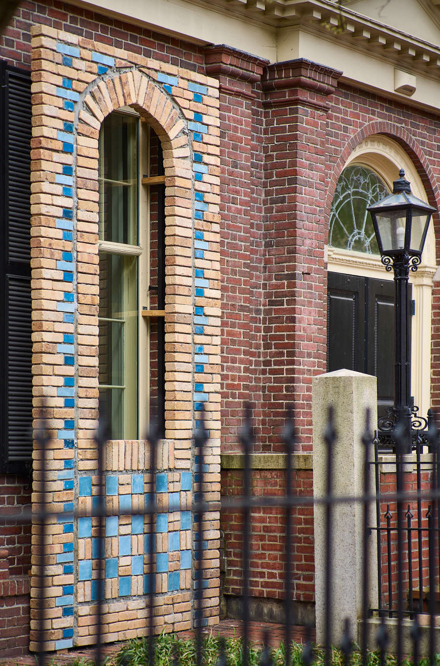 view exhibition image