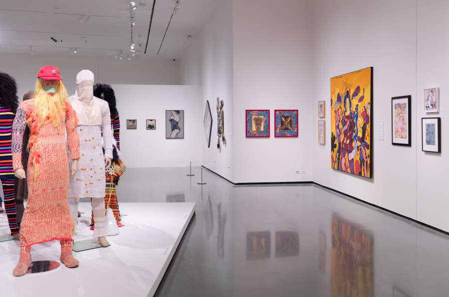 view exhibition image