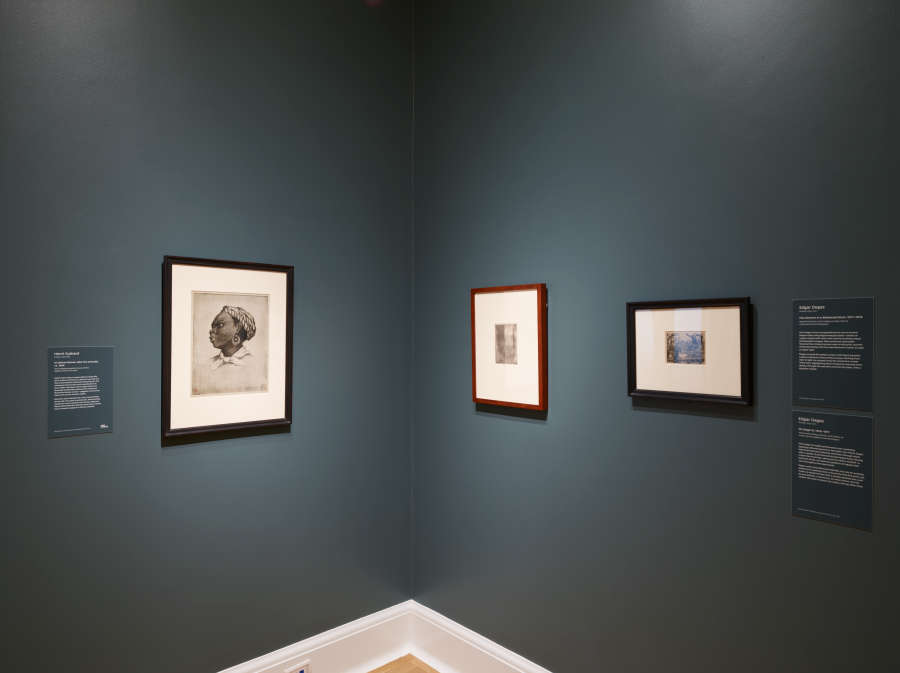 view exhibition image