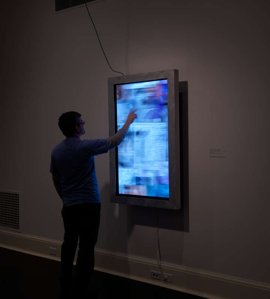 view exhibition image