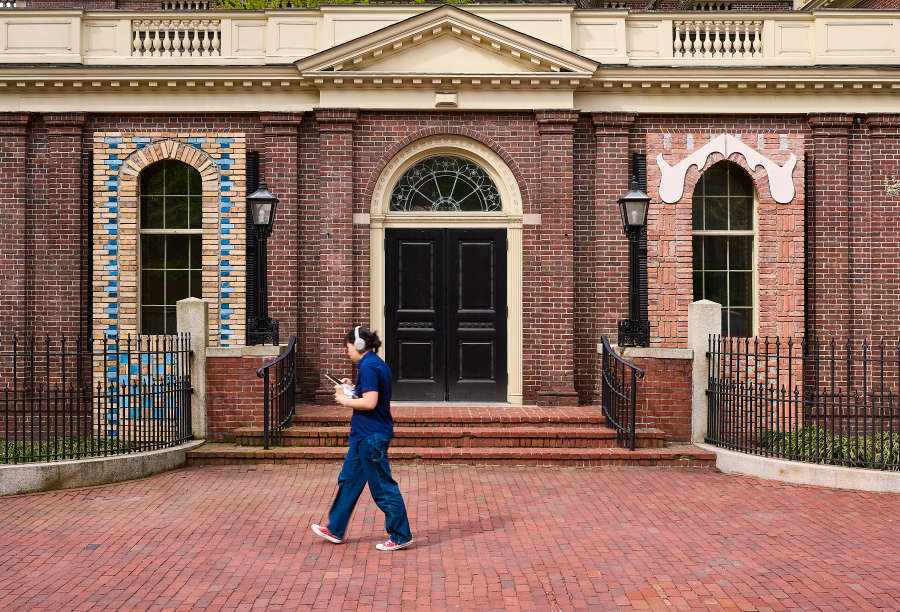 view exhibition image