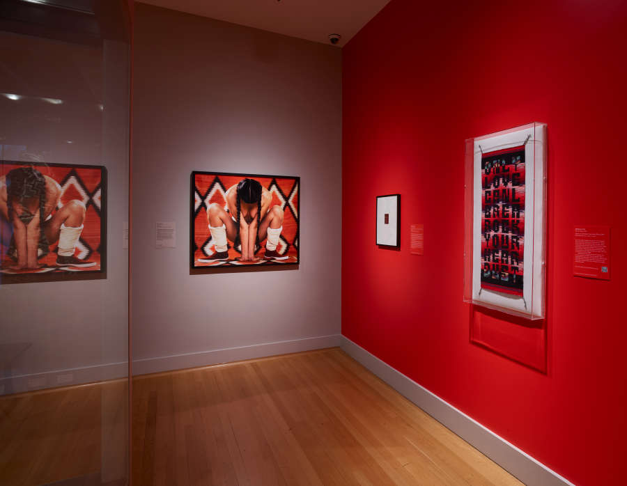 view exhibition image