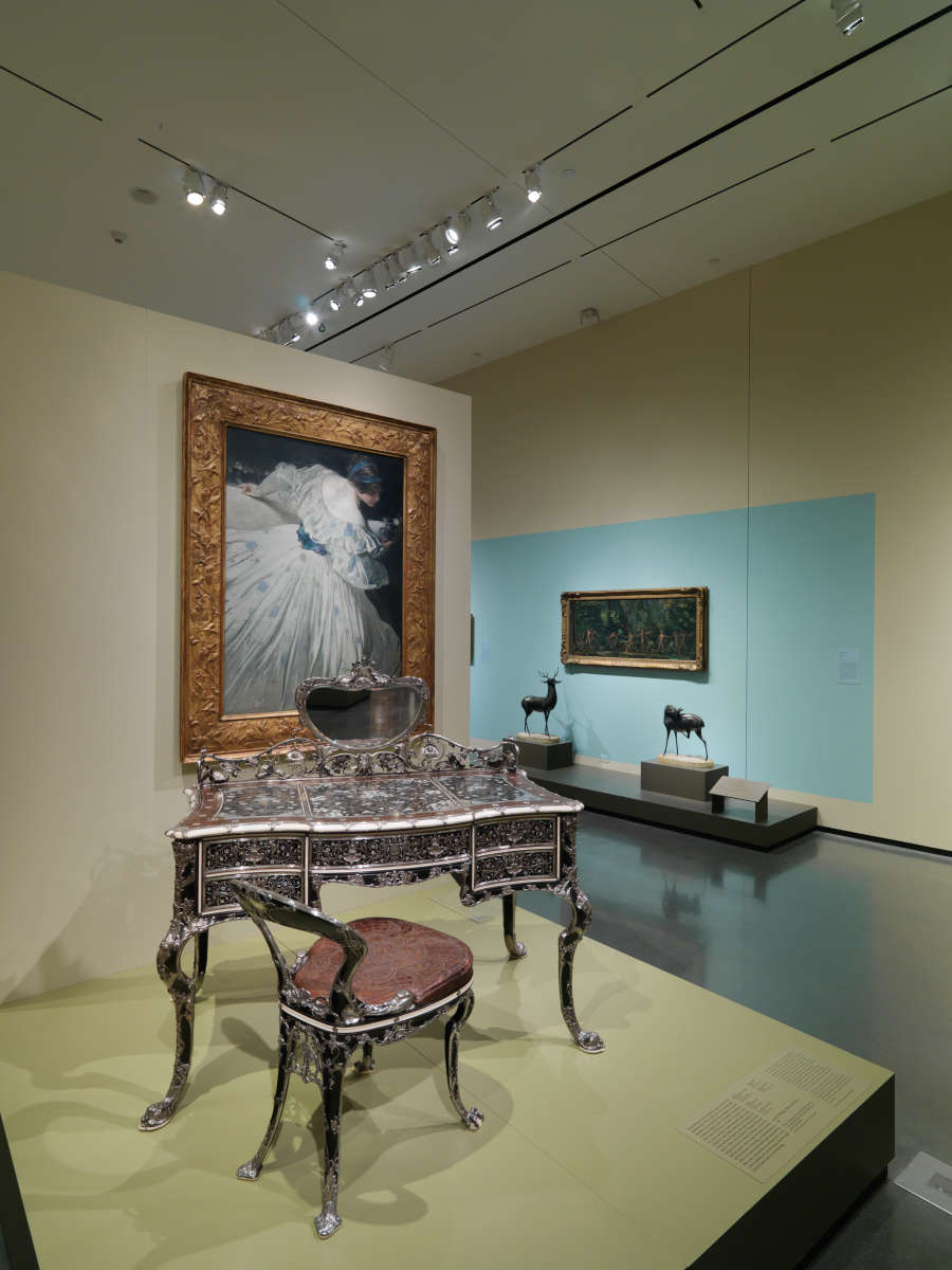 view exhibition image
