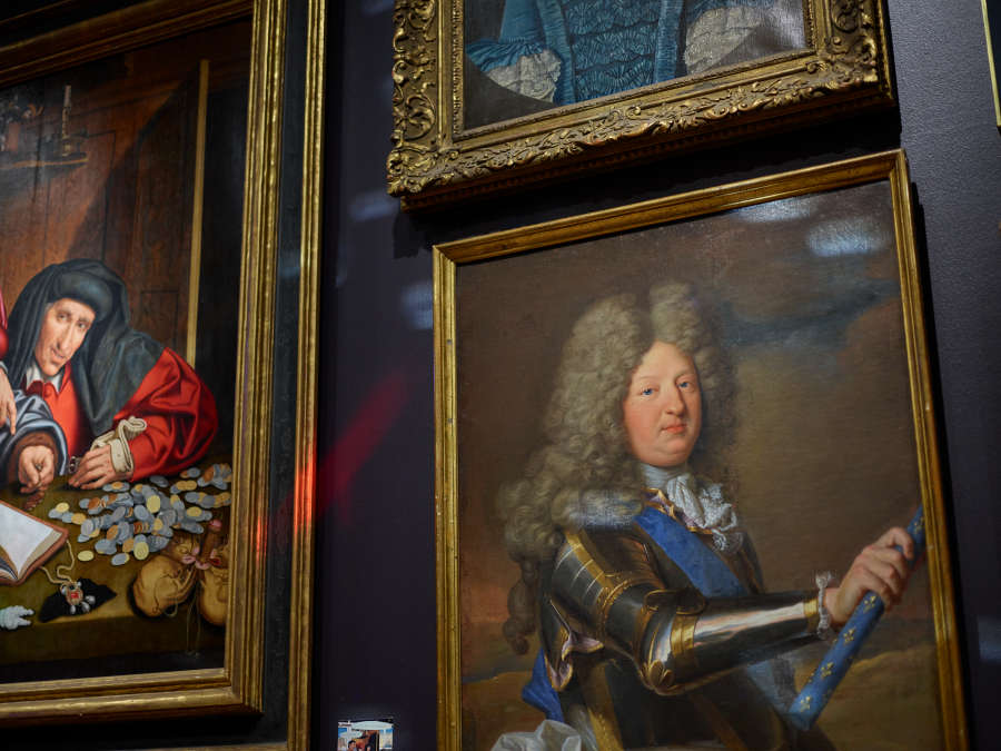 view exhibition image
