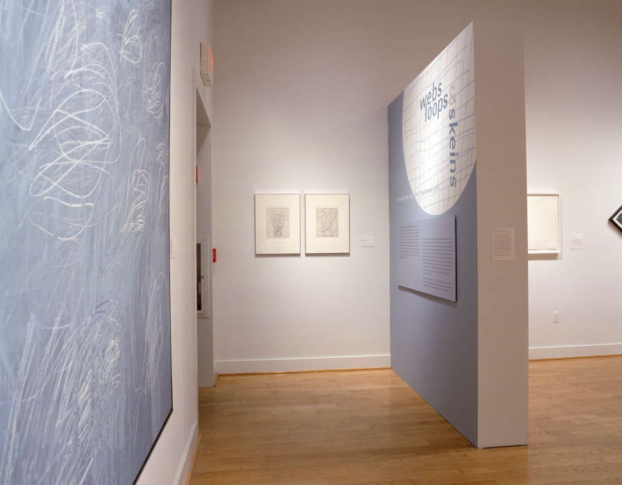 view exhibition image