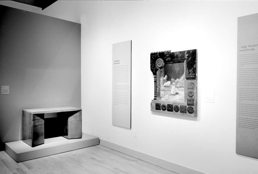 view exhibition image