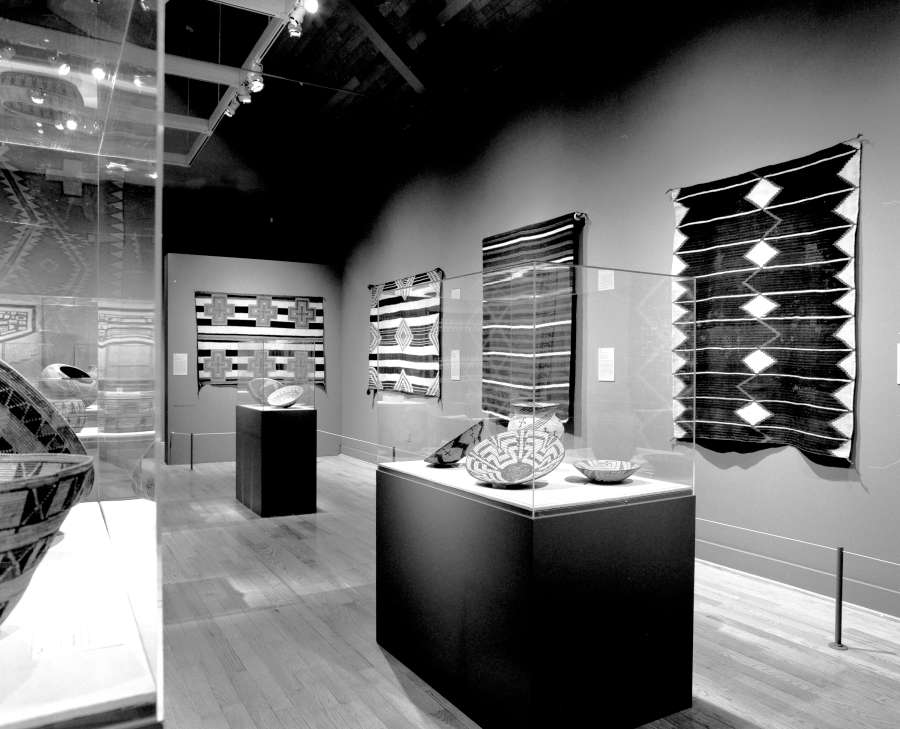 view exhibition image