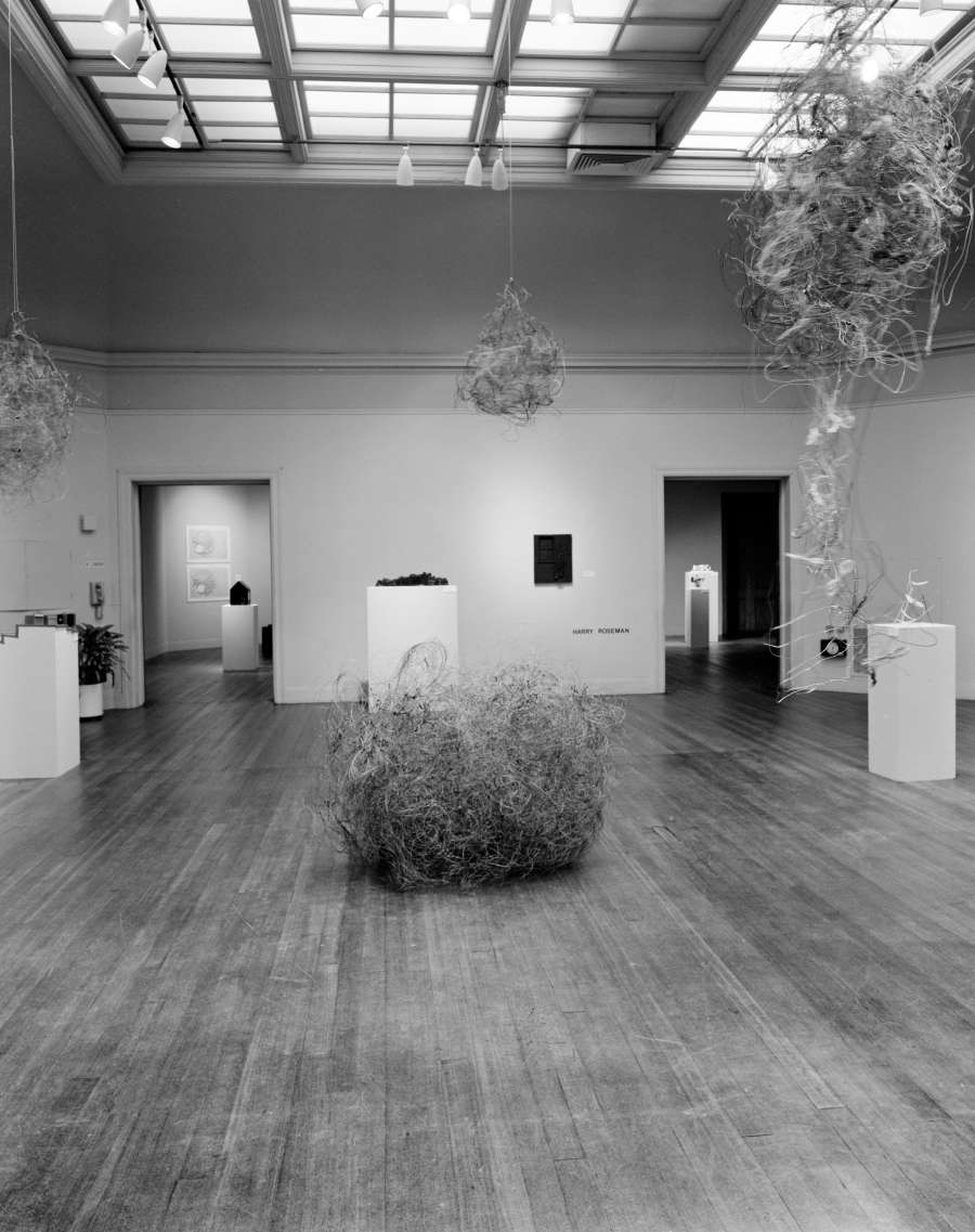 view exhibition image