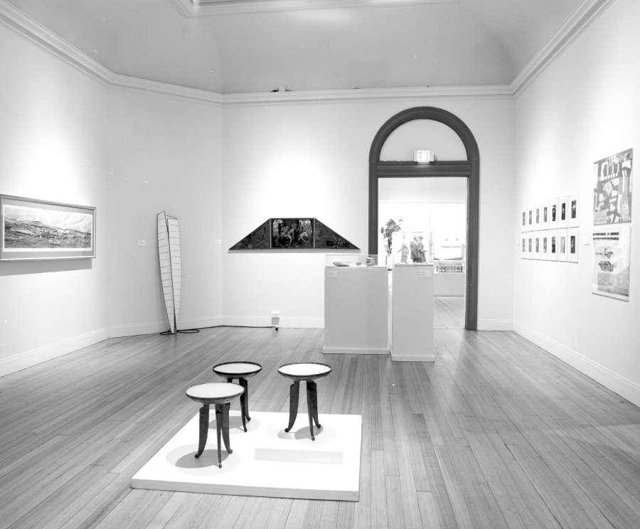 view exhibition image