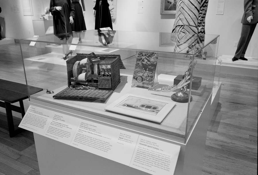 view exhibition image