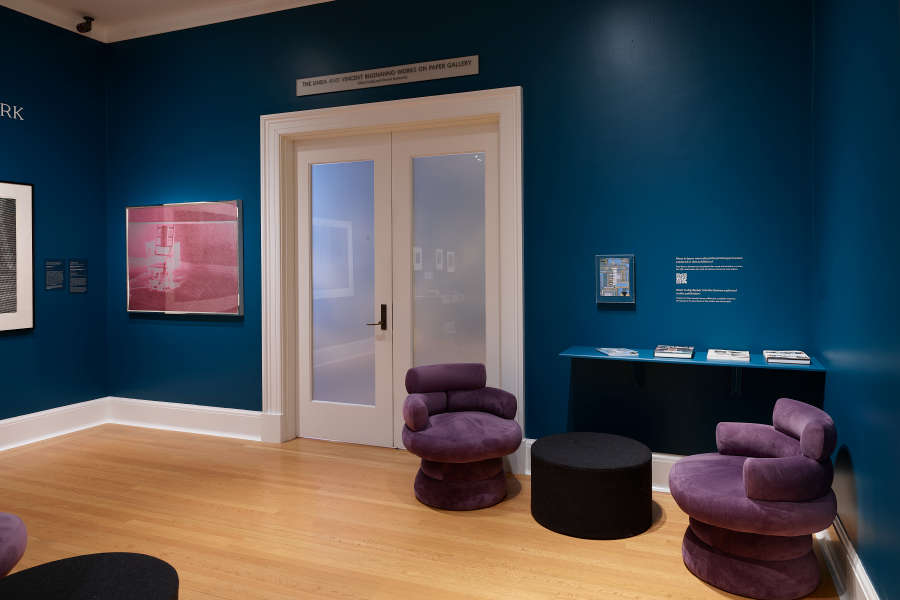 view exhibition image