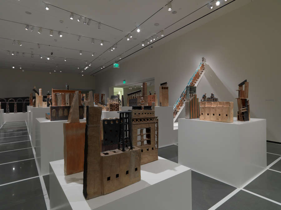 view exhibition image