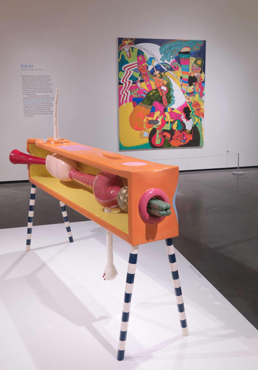 view exhibition image